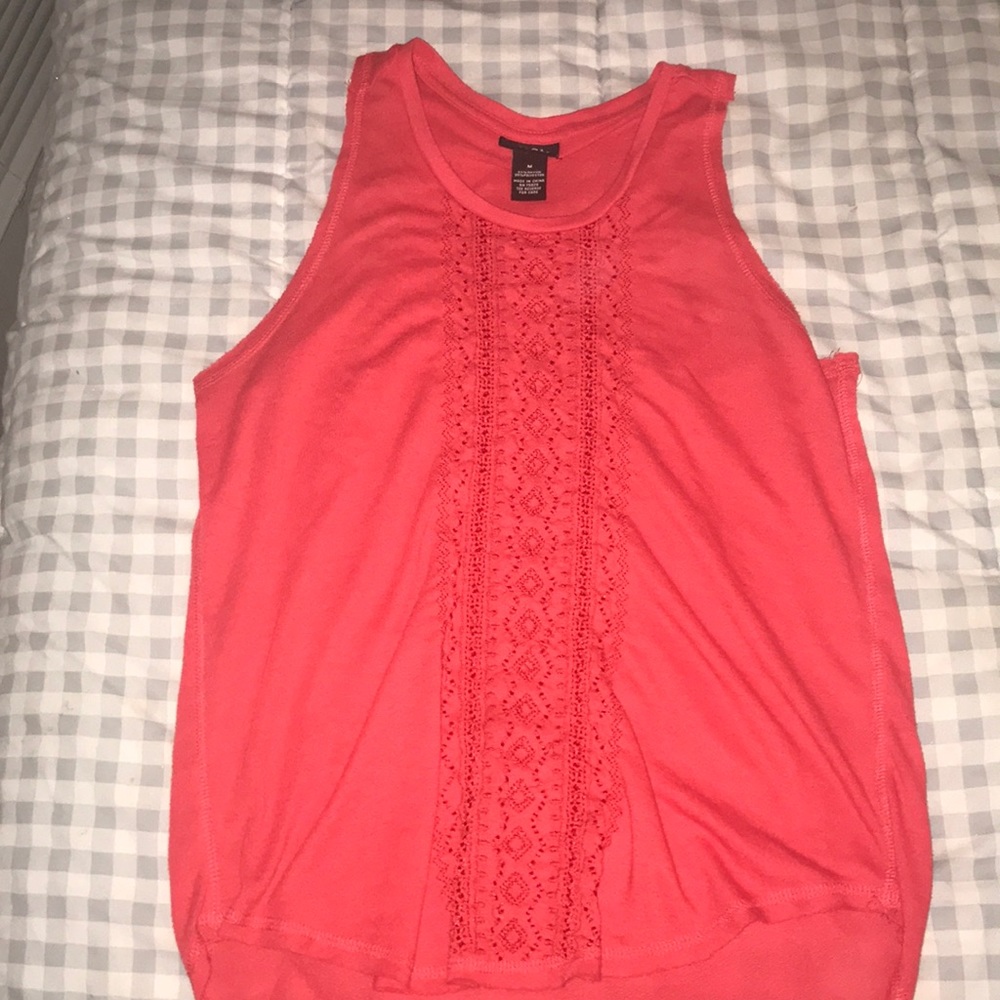 Sleeveless rue21 shirt
